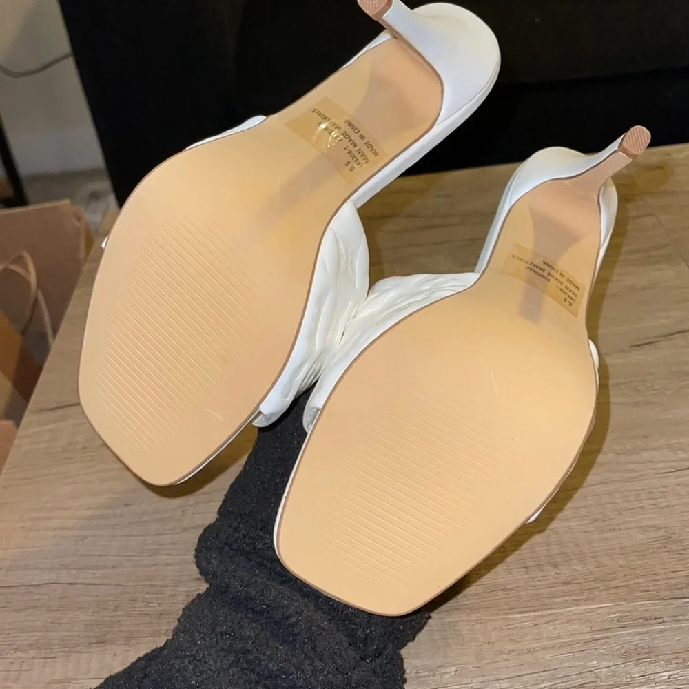 New - Picture 3 of 4